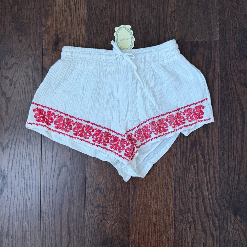 Velzera off white and red embroidered shorts